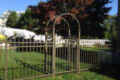 Aluminum-Bronze-Coventry-Style-Majestic-Finial-Top-Picket-with-Arbor_02