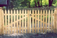 Colonial-Spaced-Picket-Double-Drive-Gate_05