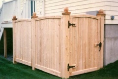 Crowned-Estate-Board-with-Gate_02