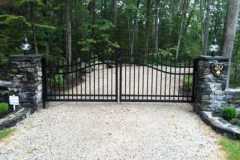Aluminum-Black-Victoria-with-Triad-Finials-Double-Drive-Gate_05